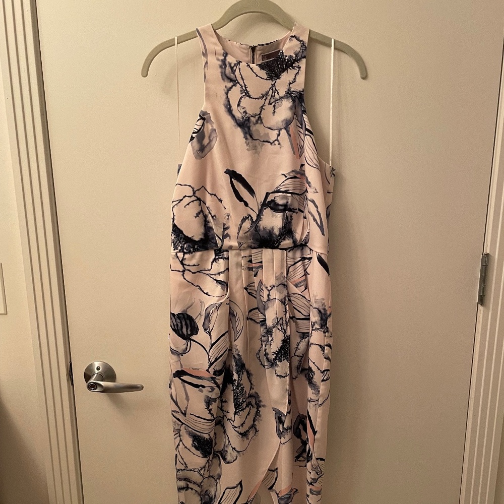 Chelsea 28 hi-low dress